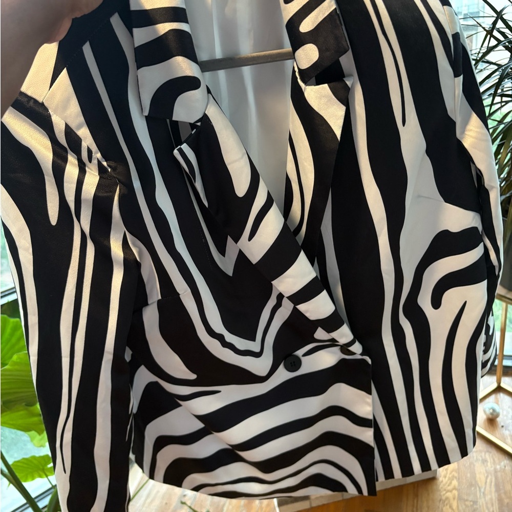 Pretty Little Thing Black and White Zebra Print Blazer